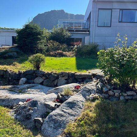 Lofotenapartmentone Stamsund Exterior foto